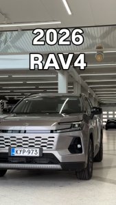 Upeasti muotoiltu, turvallinen ja tilava RAV4 nyt koeajettavissa meillä Autokiilassa✨
